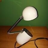 Well-lite vintage lamp