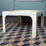 Ozoo Style Fiberglass Coffee Table