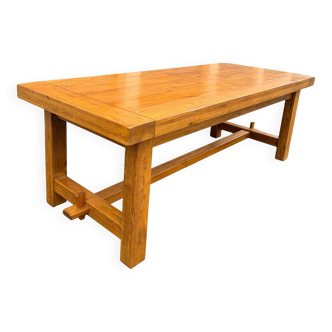 Large farmhouse table in solid oak - handcrafted.
