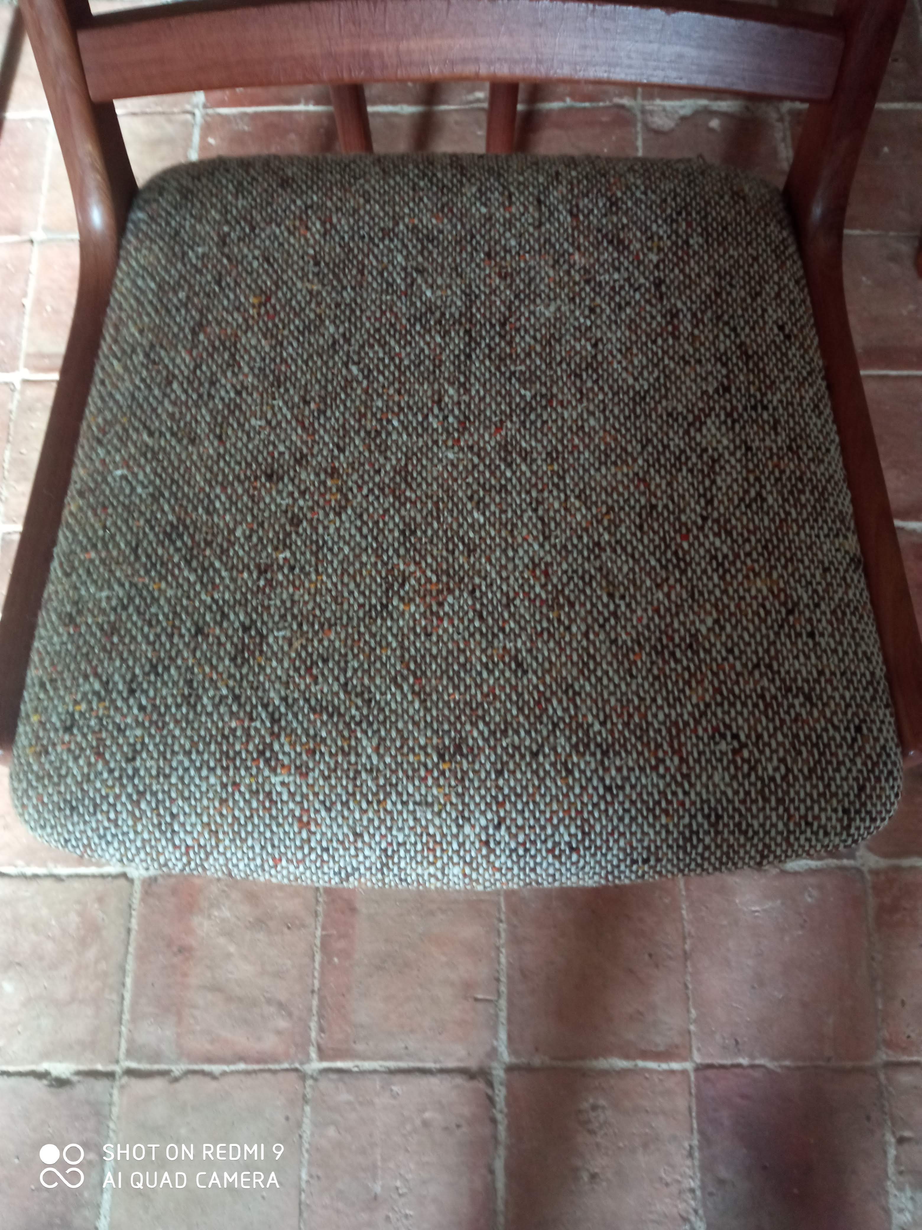 6 KS möbler chairs in teak and wool Kvadrat 60s