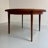 Table de repas a rallonge en teck design scandinave  Niels Otto Moller
