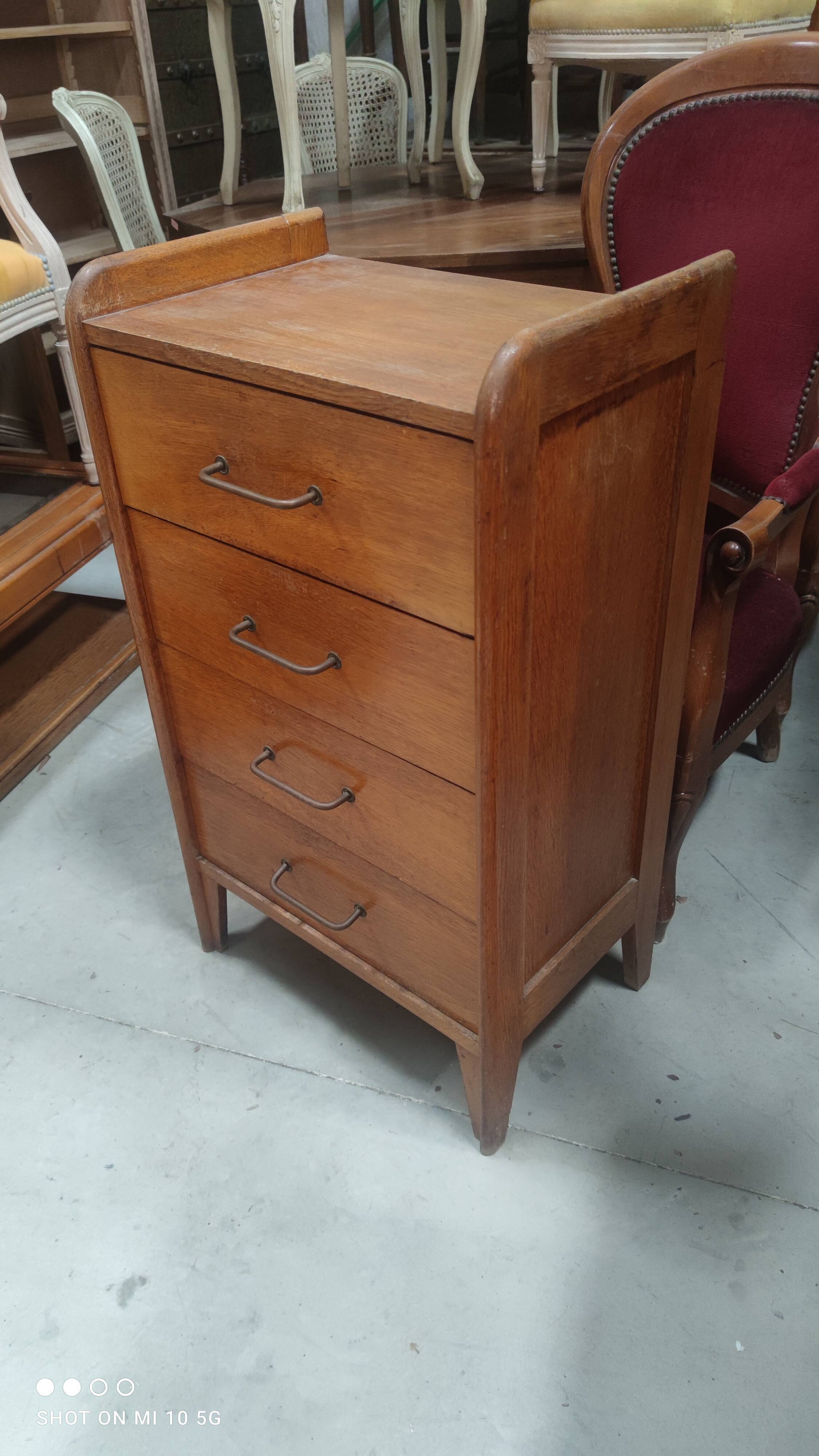 Oak chest of drawers 4 drawers circa 1950
