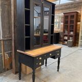 Desk with showcase