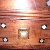 Flat desk