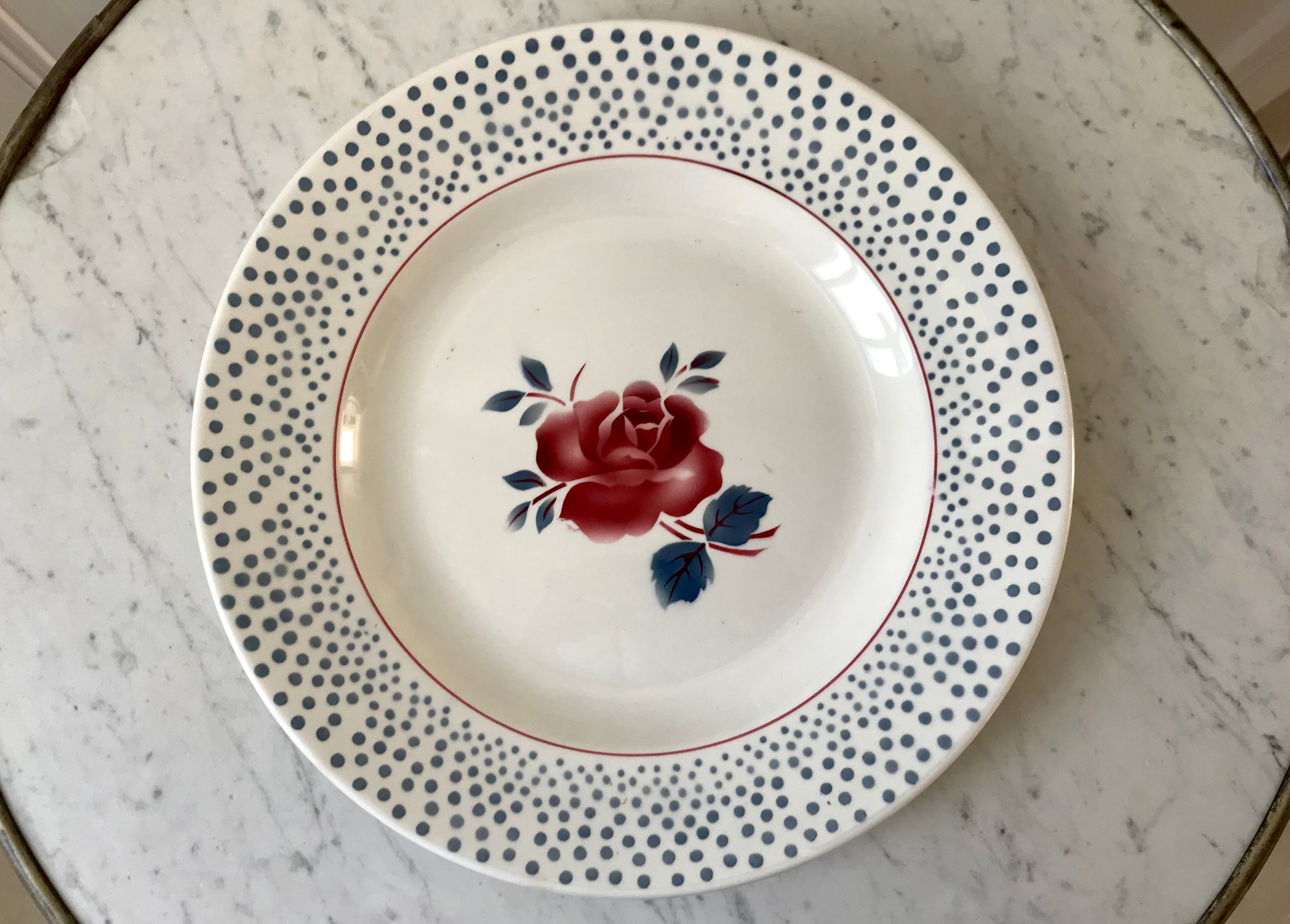 Dish Digoin Sarreguemines model "Renée" years 30-40