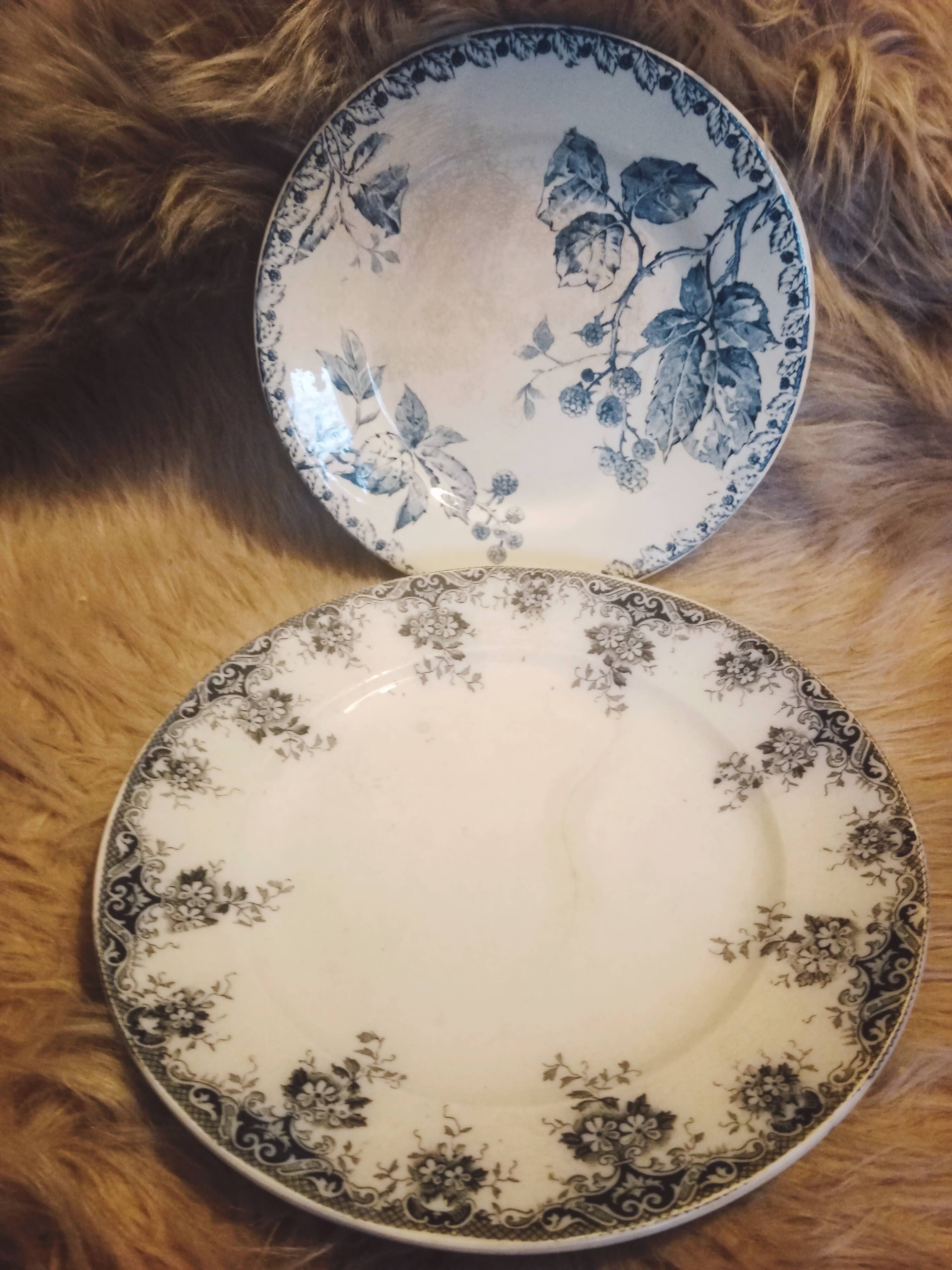 Ensemble dépareillé vintage fleuris bleus