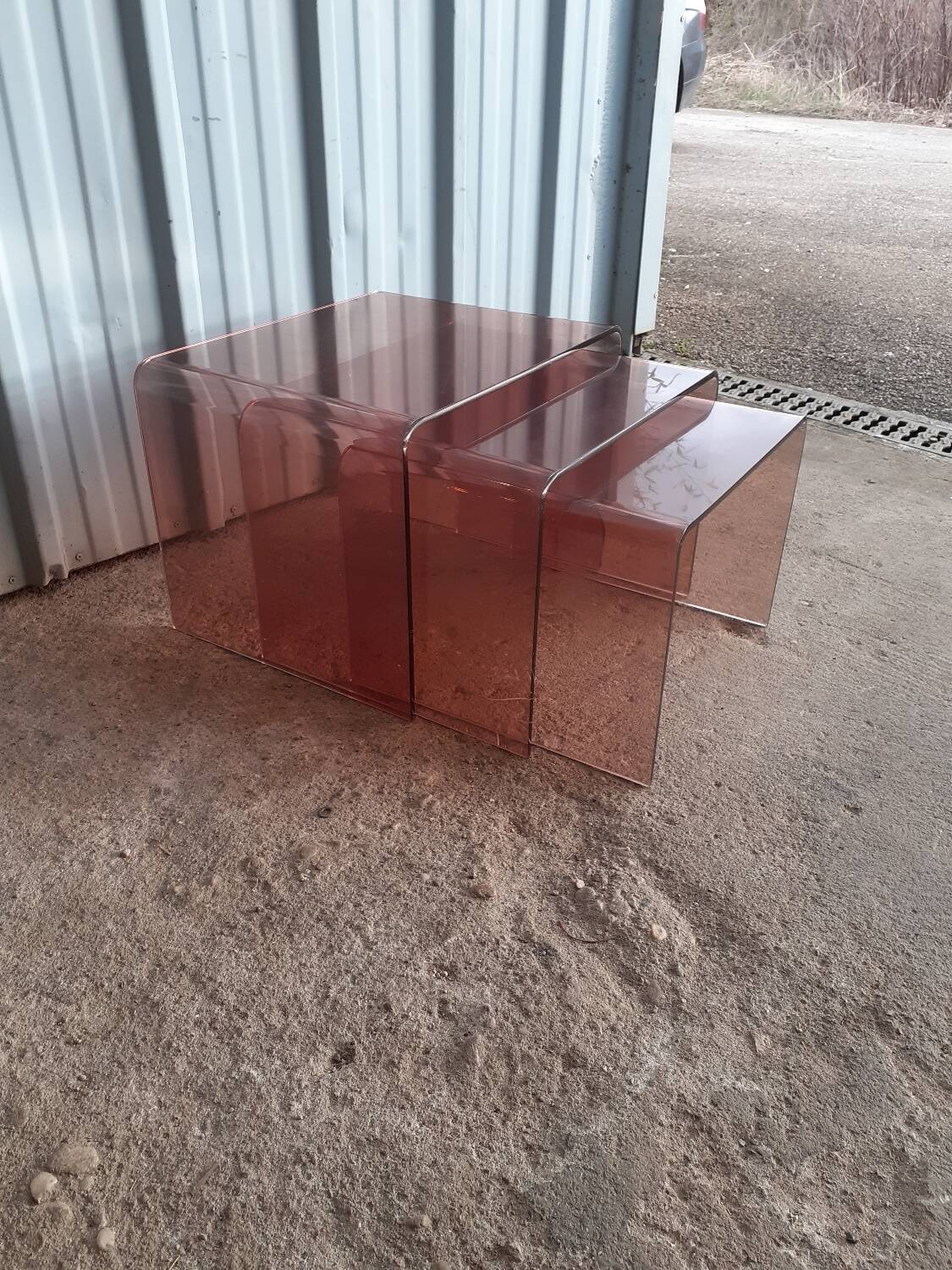 Michel Dumas nesting table