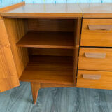 Small Scandinavian row