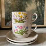 Vintage stoneware cups