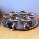 Lot de coupes et plateaux en inox