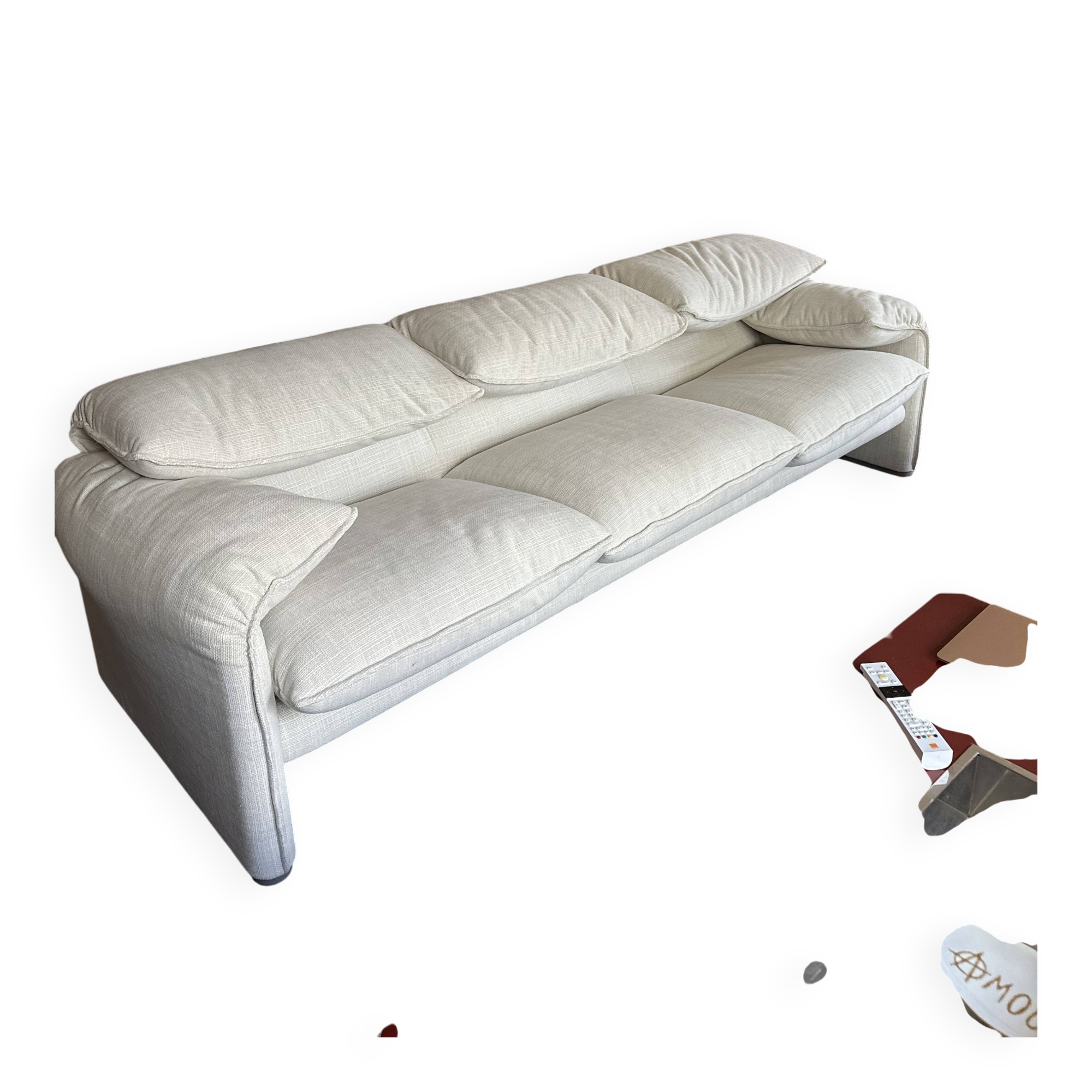 Maralunga 40 Sofa by Cassina