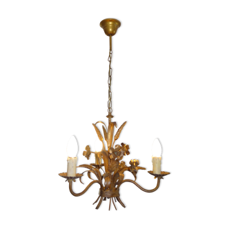 Three-arms light chandelier decorated with wheat ears and golden foliage