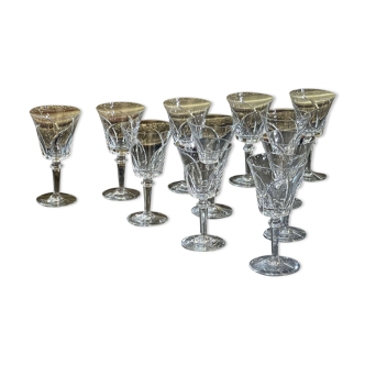 Série de 11 verres à vin en cristal de Sèvres modèle Niagara des années 1950