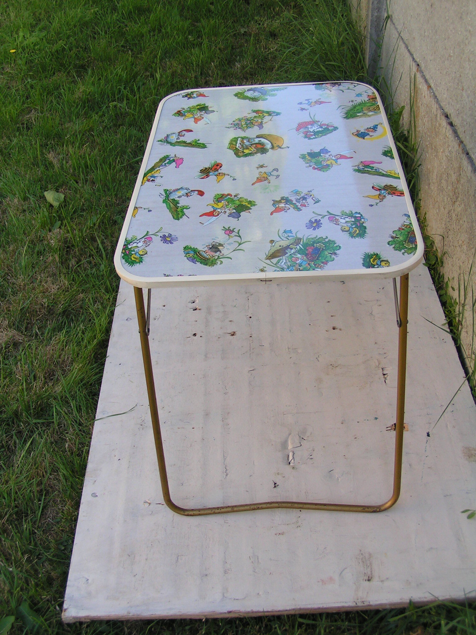 Ideal children's folding table picnic camping