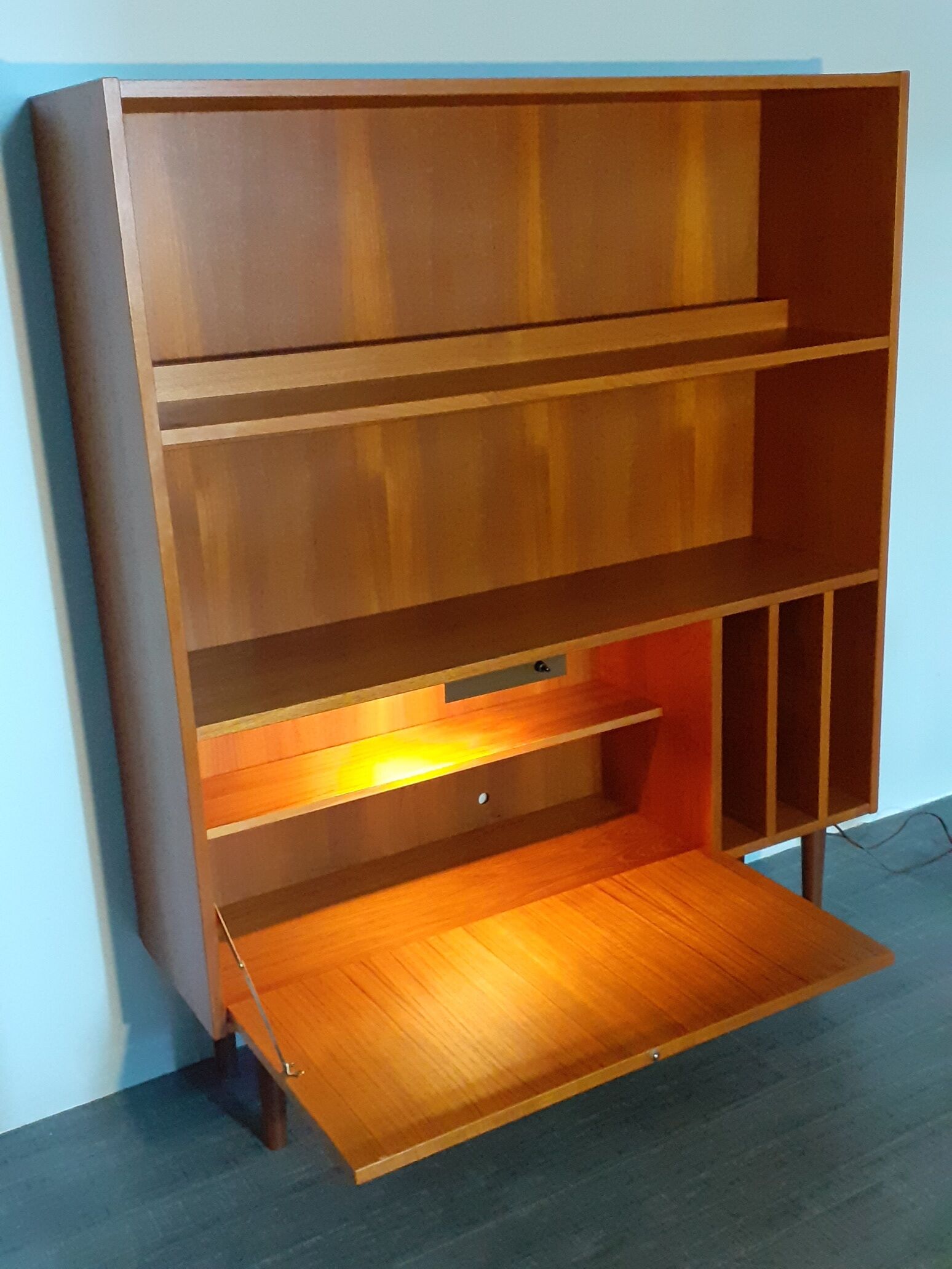Danish Library in Teck, Scandinavian Vintage 1960s