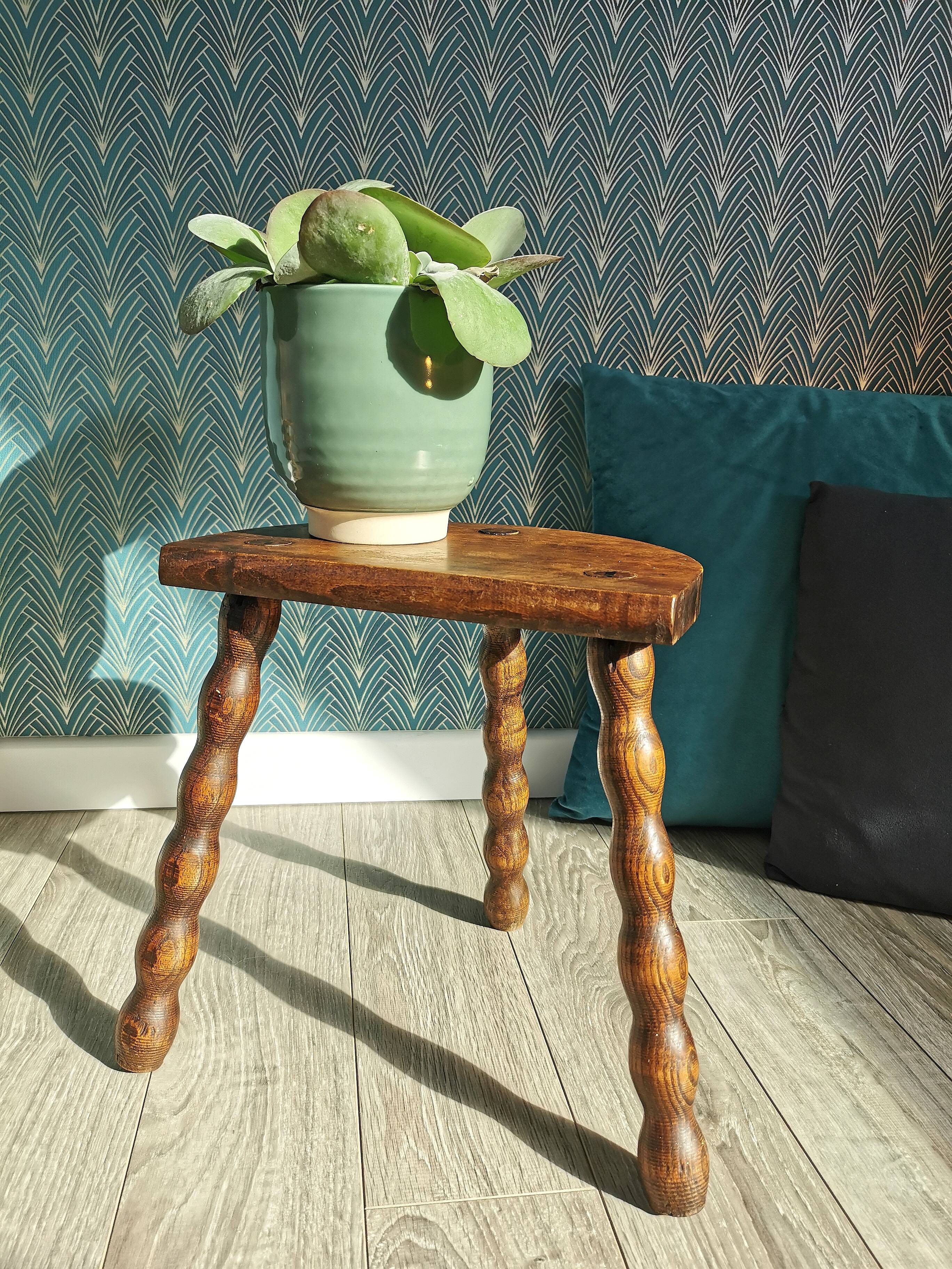 Vintage tripod stool