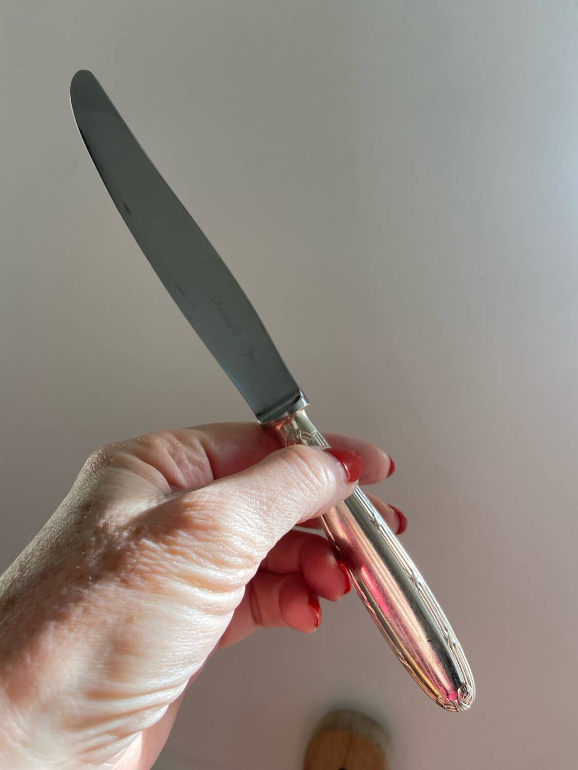 12 large Christofle Ribbons silver metal knives