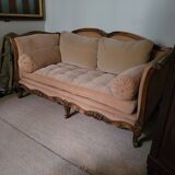 Alcove sofa