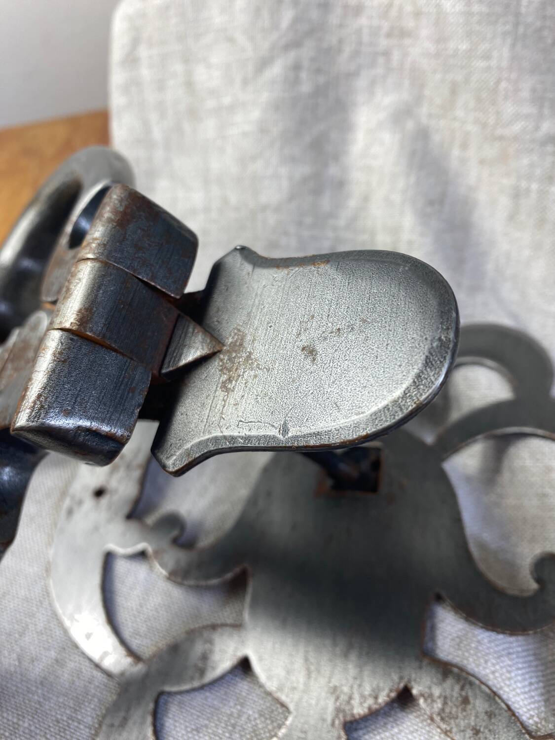 Metal door knocker
