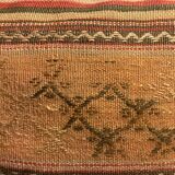 Coussin en laine rose