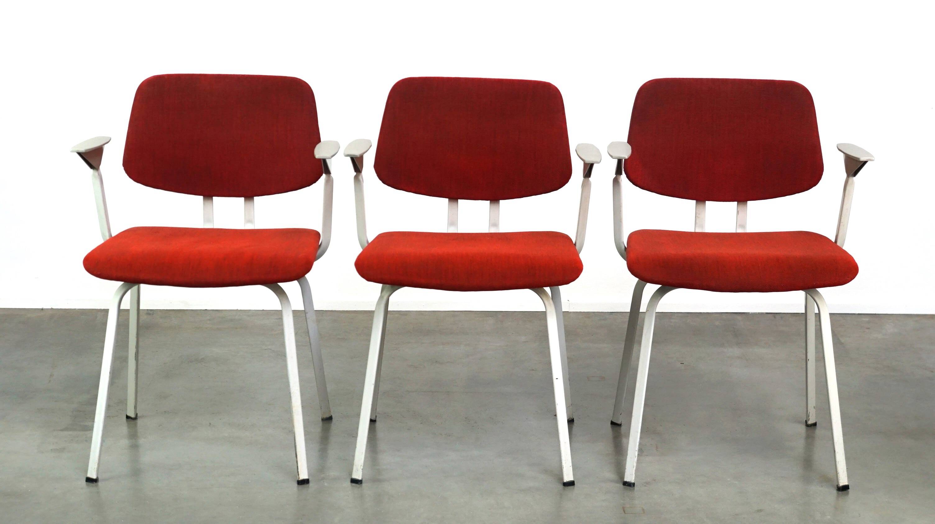 Set of 3 vintage design chairs by Friso Kramer for Ahrend de Cirkel from the late 1960s