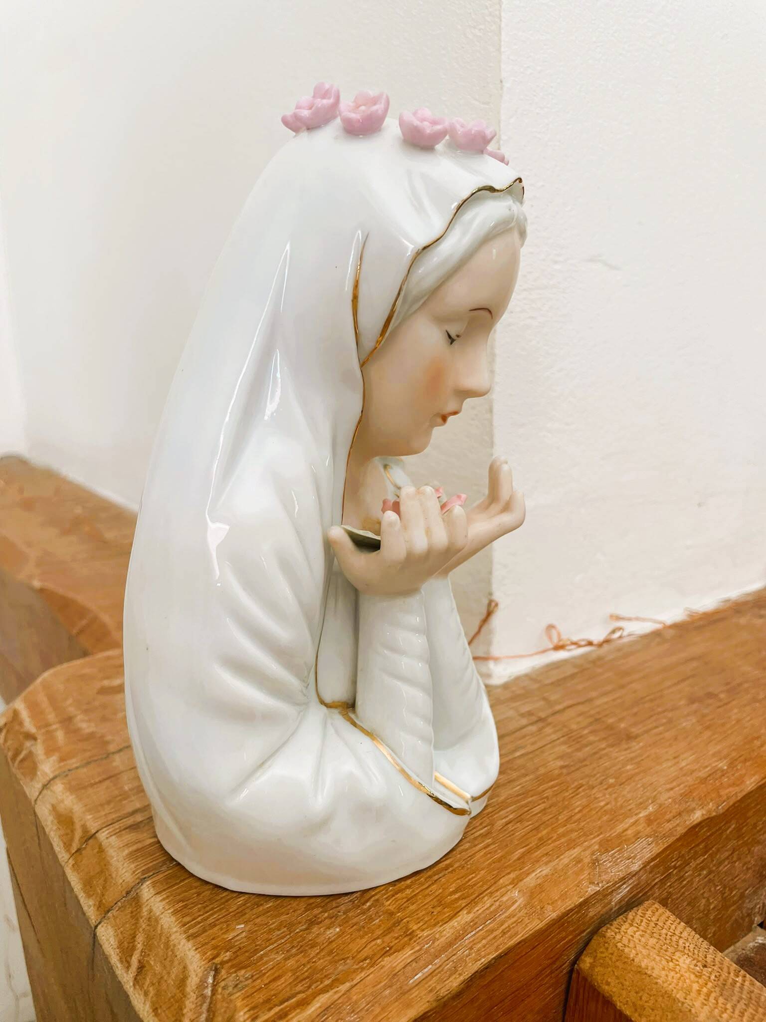 Sculpture de la vierge Marie vintage