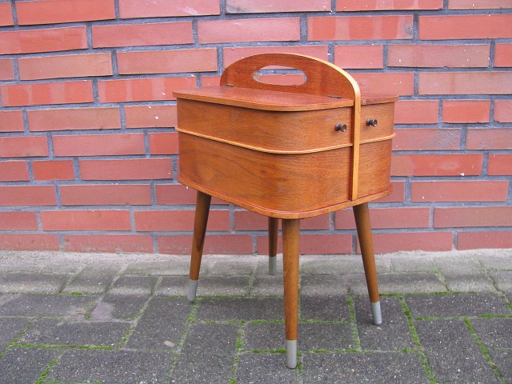 Mid century sewing box with / side table. asystent teak 1960/70s