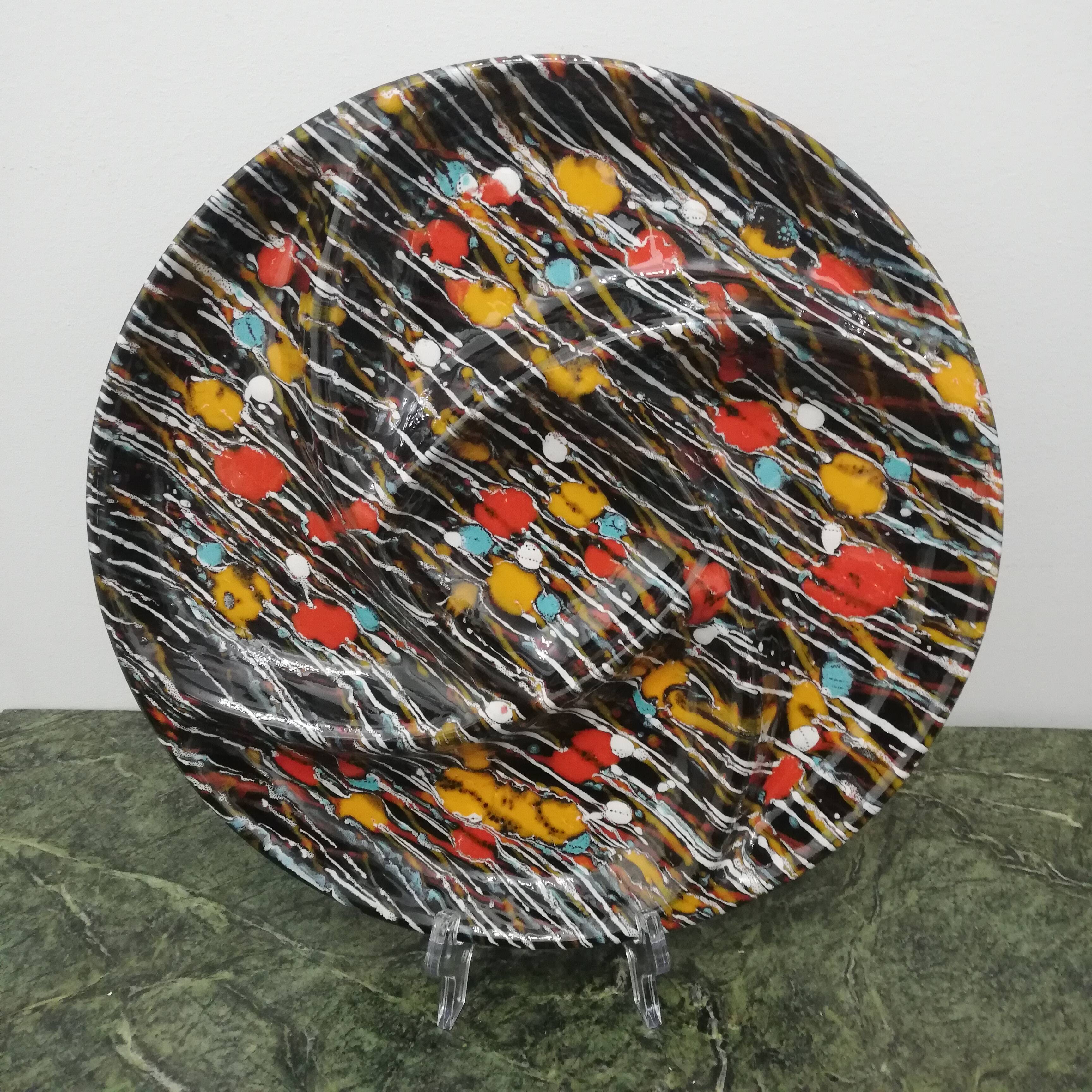 Compartmentalized ceramic plate