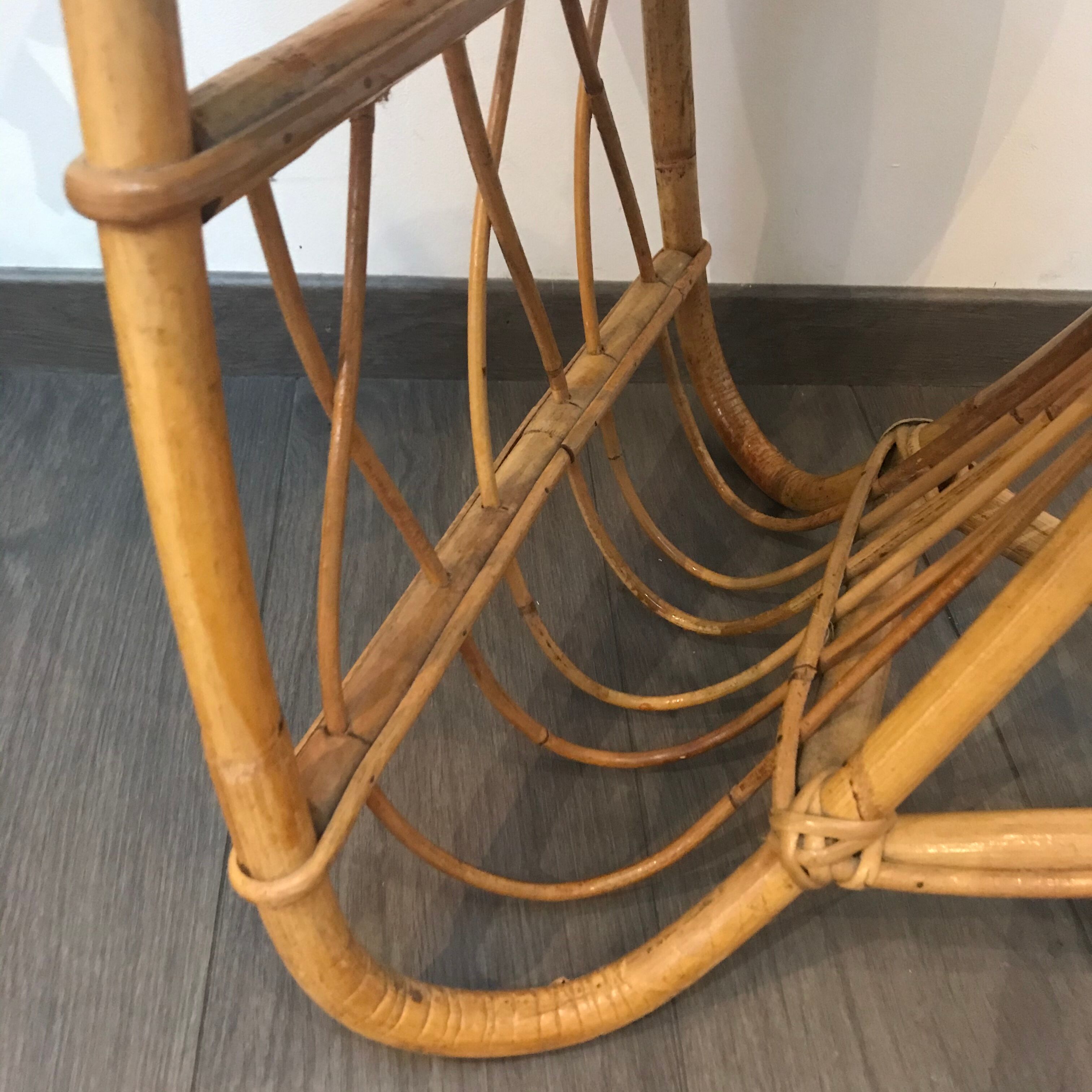 Table carries rattan magazines rack