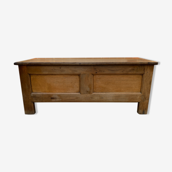 Wooden chest chene