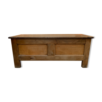 Wooden chest chene