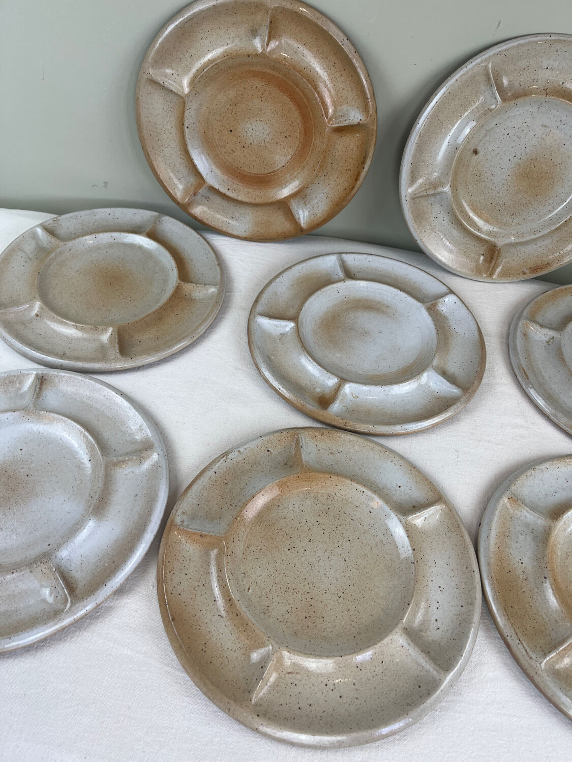 Stoneware plates