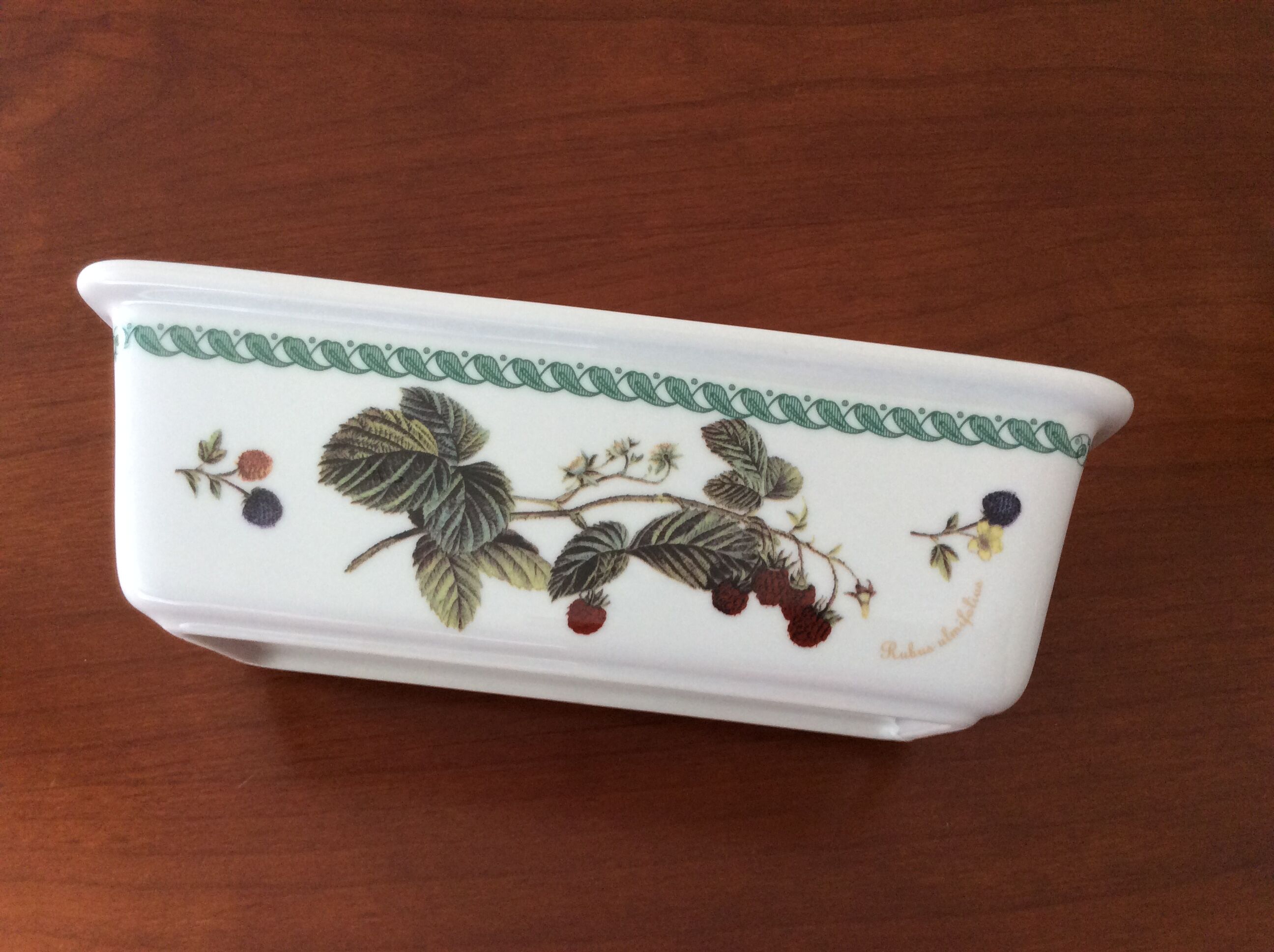 Porcelain cake dish Tognana