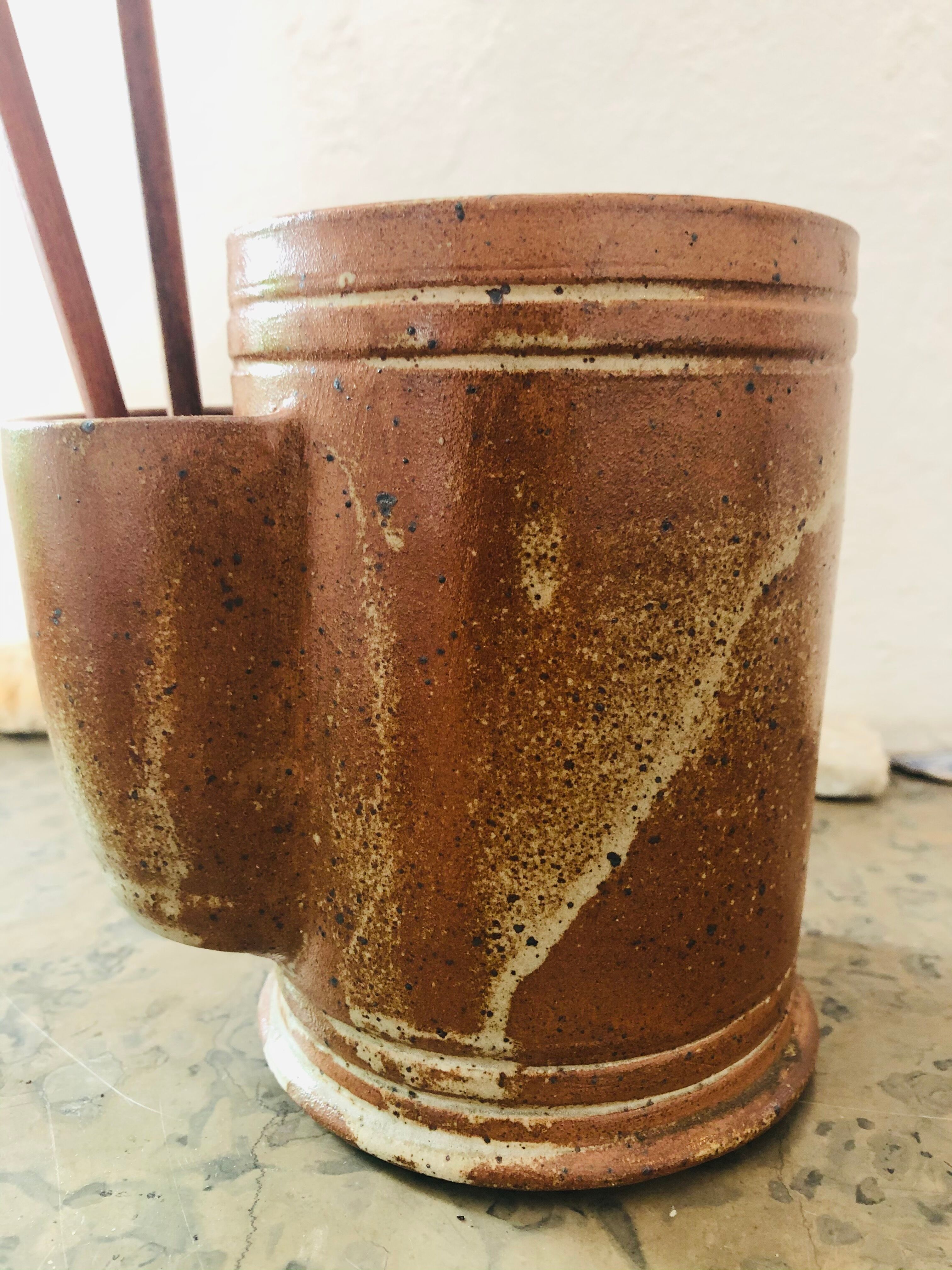 Small double sandstone pot