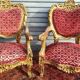 paire de fauteuils d'apparat en bois doré