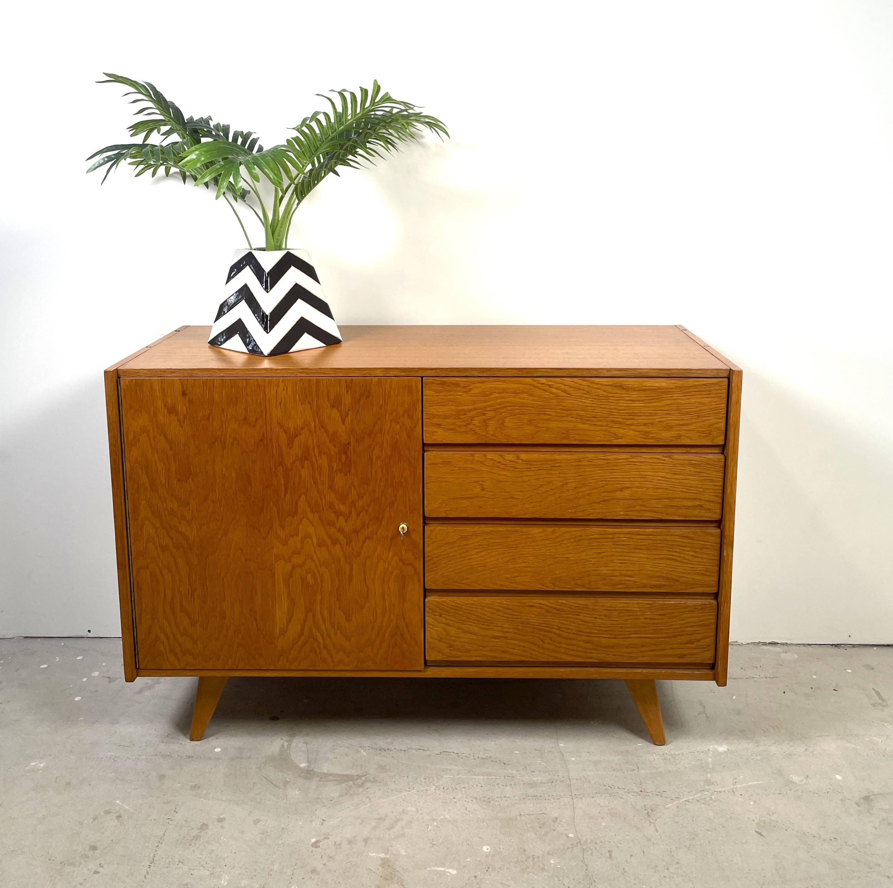 Sideboard U458 by Jiří Jiroutek