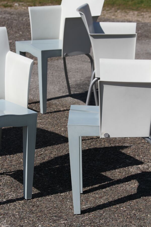 paire de fauteuils Superglob de philippe starck