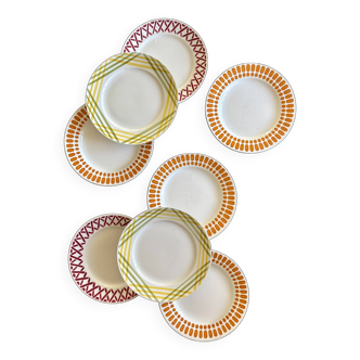 Lot de 8 assiettes anciennes dépareillées