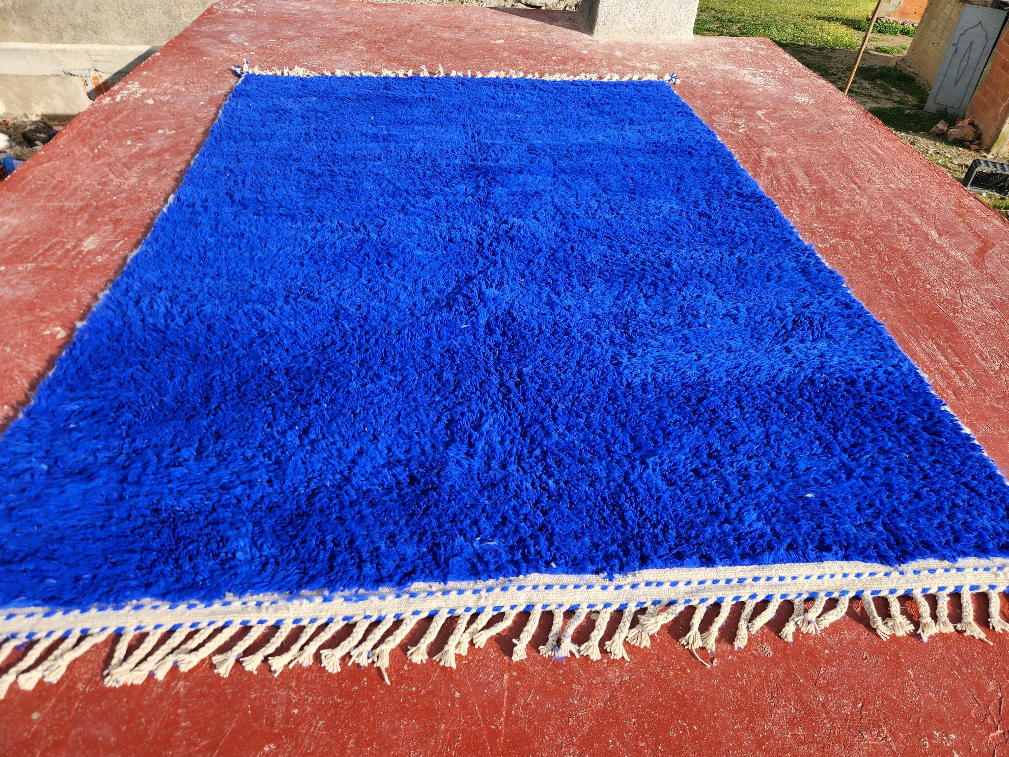 Large Beni Ouarain Berber rug in Majorelle blue, 300x200 cm – thick wool