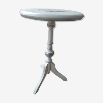 Aerogummed and revamped pedestal table