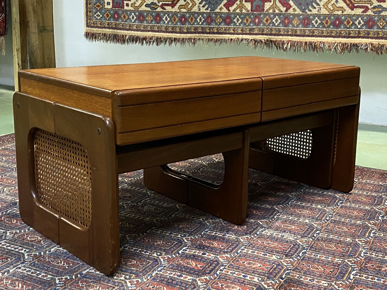 Coffee table with 2 tables in teak - 70s