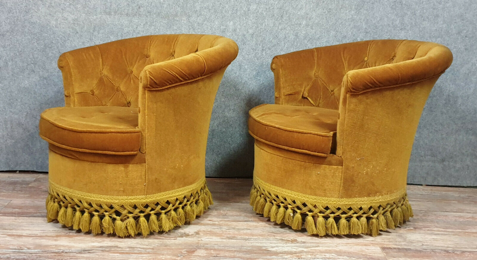 Pair of toad chairs in the shape of the Napoleon III era around 1850