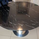 Round designer table in marble and metal