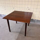 Table à manger en palissandre compacte