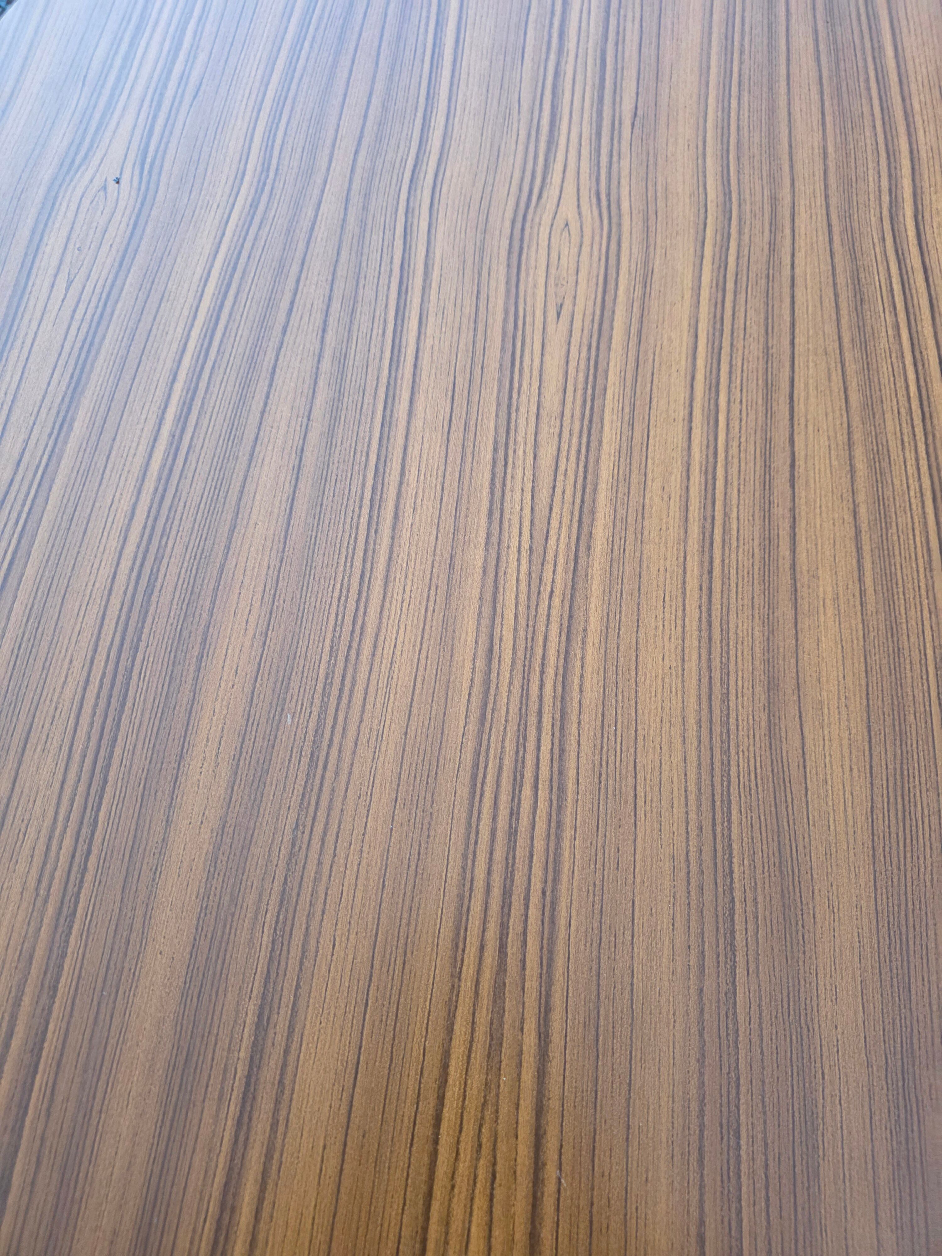 Table scandinave extensible en teck des années 60