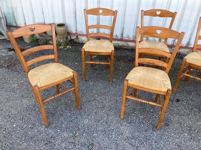 Set of 6 wooden and straw chairs