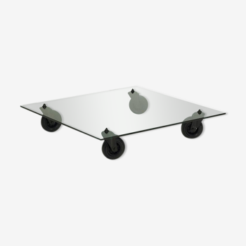 Gae Aulenti coffee table for Fontana Arte