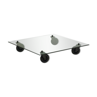 Gae Aulenti coffee table for Fontana Arte