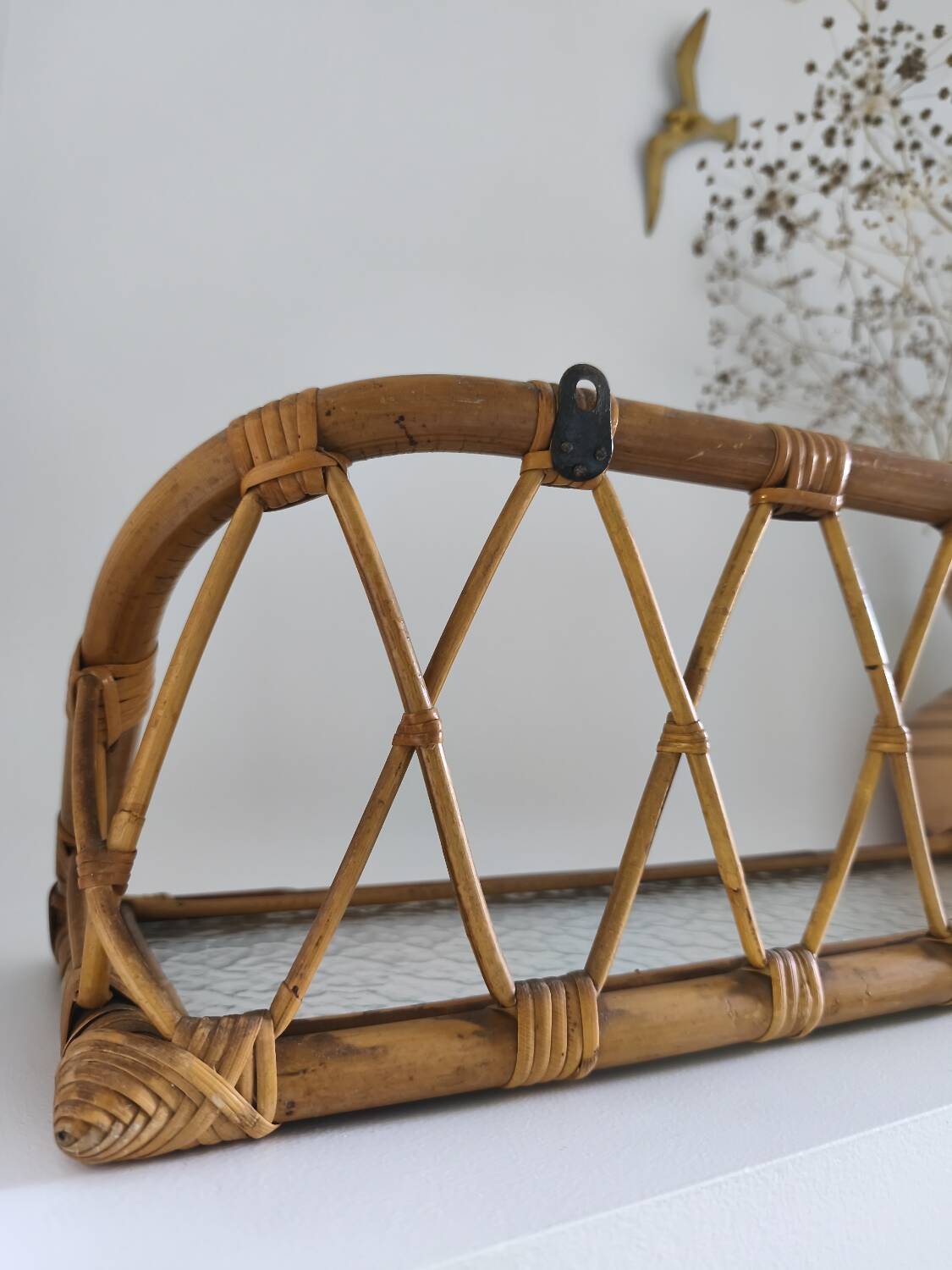 Étagère rotin vintage