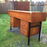 Table bureau console vintage en chêne à piétement en tube de métal carré (machine à tricoter)